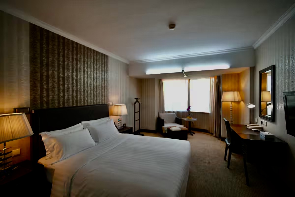 中国遠征記③「はい」か「わかりました」しか言わないでいたら、怖いオーナーから超気に入られた話